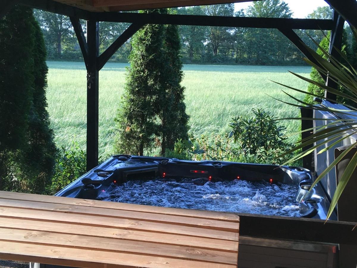 Holiday Home In Reutum Weerselo With Jacuzzi Beekdorp Экстерьер фото