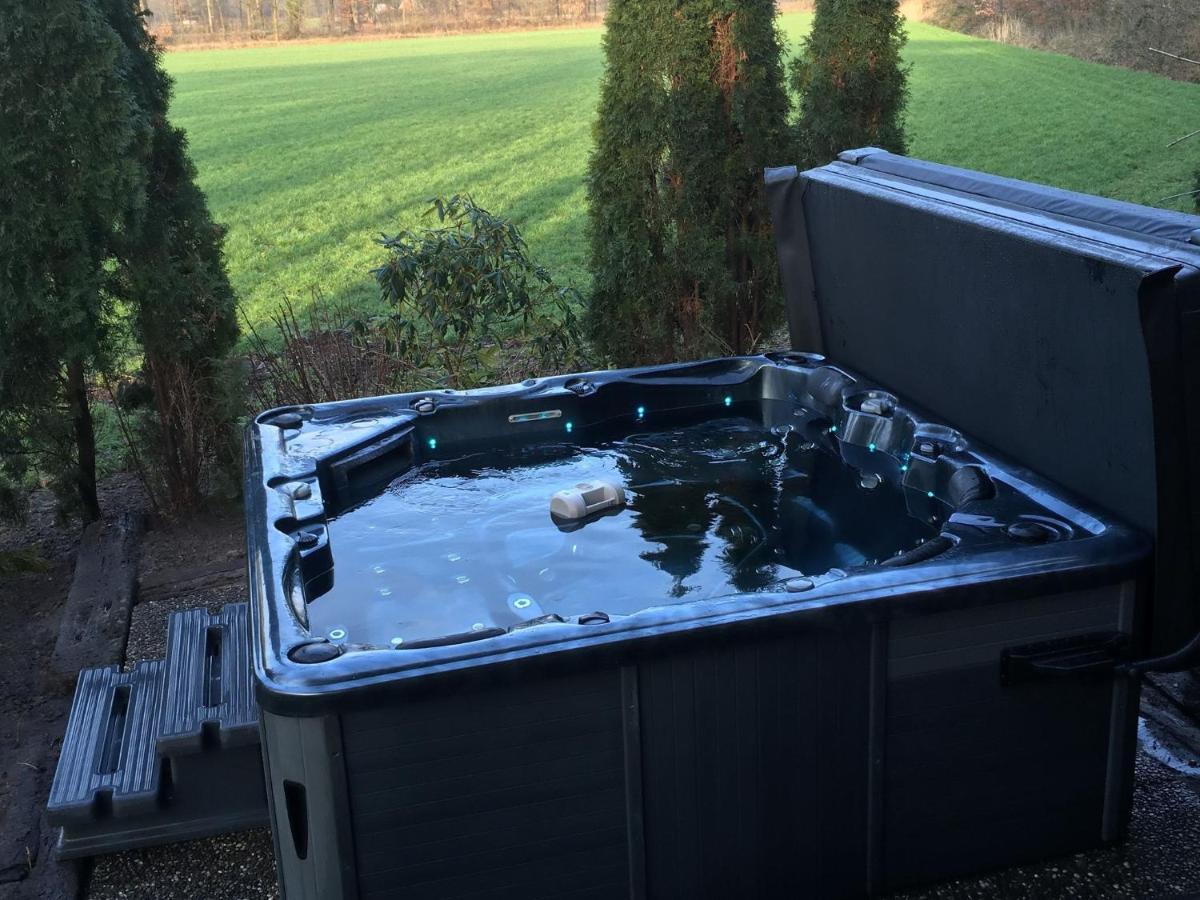 Holiday Home In Reutum Weerselo With Jacuzzi Beekdorp Экстерьер фото